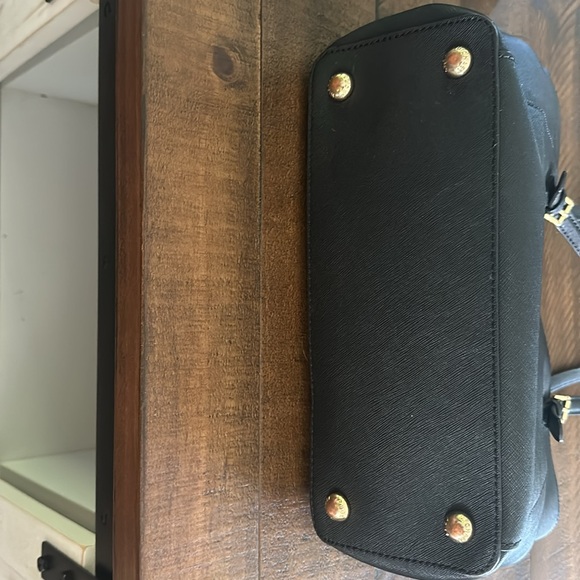 MK handbag set - Picture 3 of 5